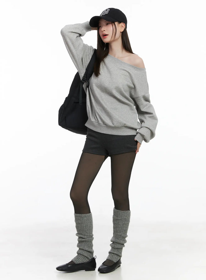 loose-fit-off-shoulder-fleece-lined-sweatshirt-cj507 / Gray