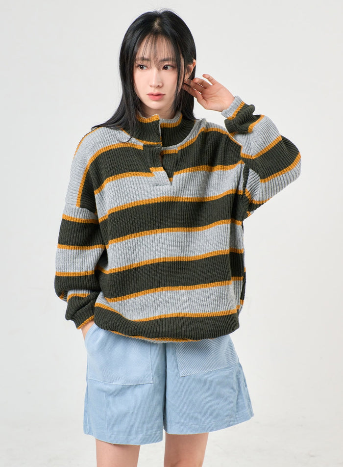 knit-high-neck-striped-button-long-sleeve-top-of405 / Gray
