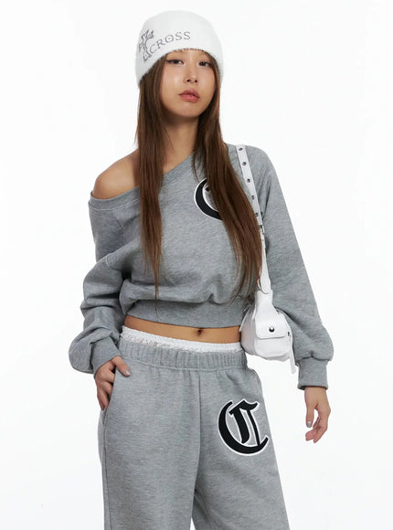 cozy-graphic-thermal-crop-sweatshirt-in528 / Gray