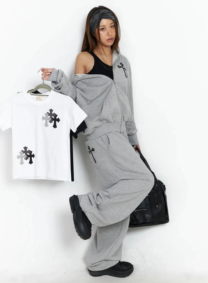 studded-cross-zip-hoodie-iy501 / Gray