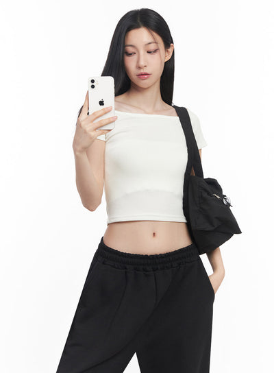 boatneck-cropped-tee-iy516 / Light beige