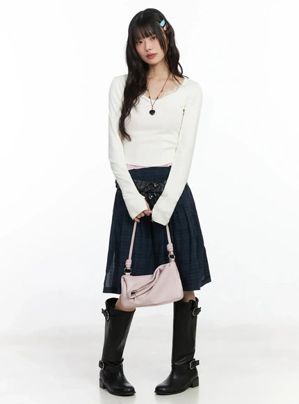 shirred-neck-long-sleebe-top-if505 / Light beige