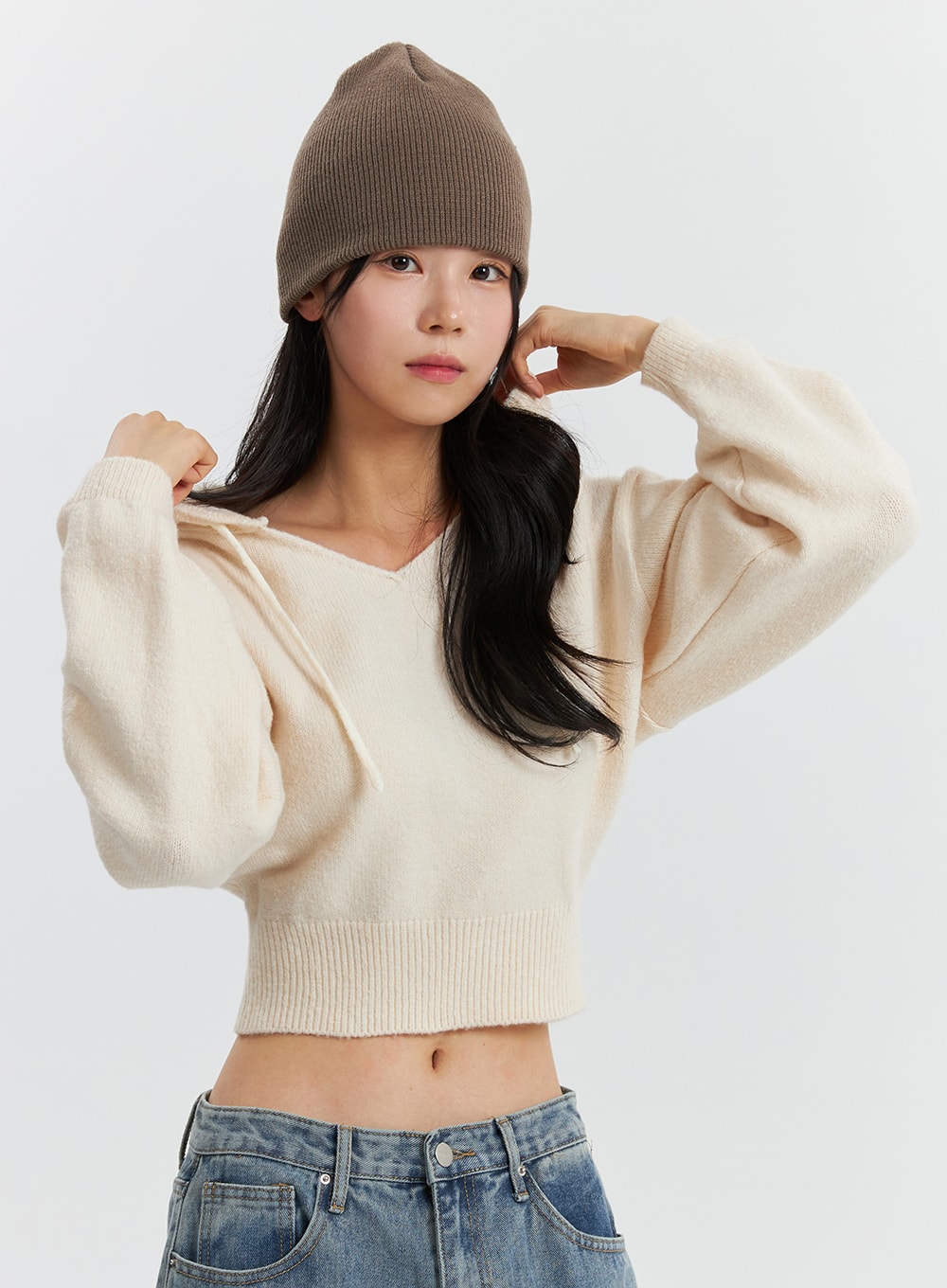 v-neckline-solid-drawstring-knit-hoodie-od320 / Light beige