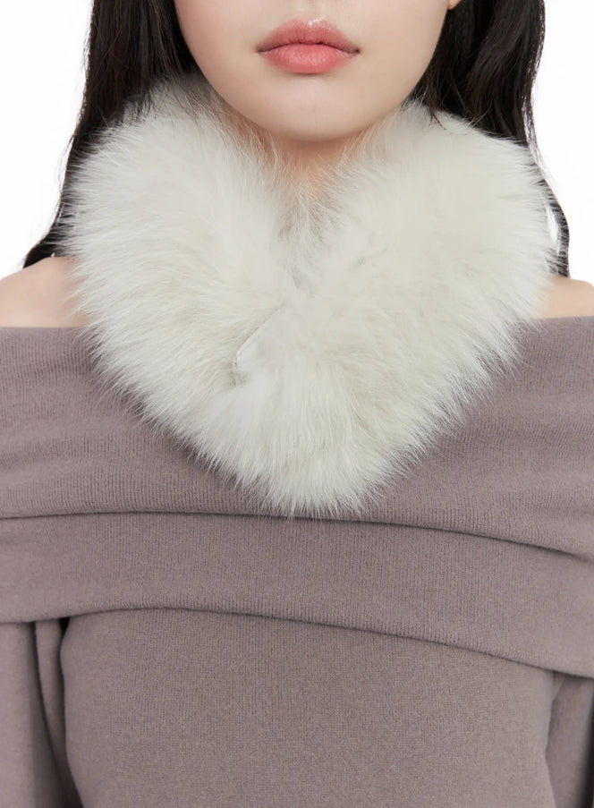 faux-fur-short-scarf-cn513 / Light beige