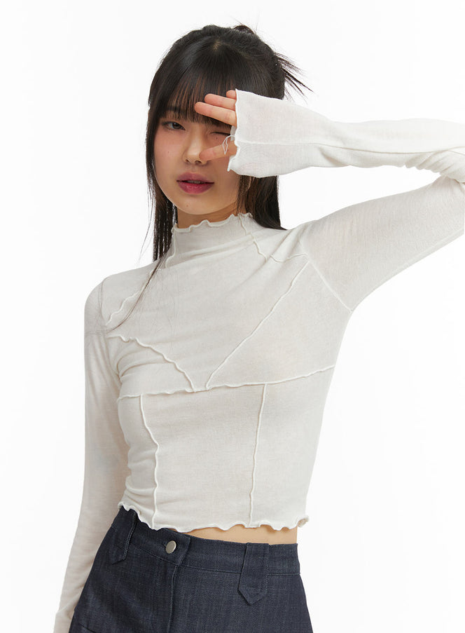 contrasting-binding-turtleneck-long-sleeve-top-cj415 / Light beige