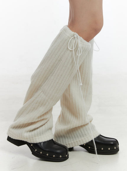 tied-knit-leg-warmers-os409 / Light beige