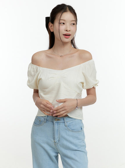 off-shoulder-crop-blouse-ol430 / Light beige