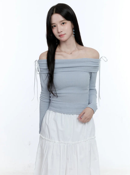 off-shoulder-ruched-knit-top-cg512 / Light blue