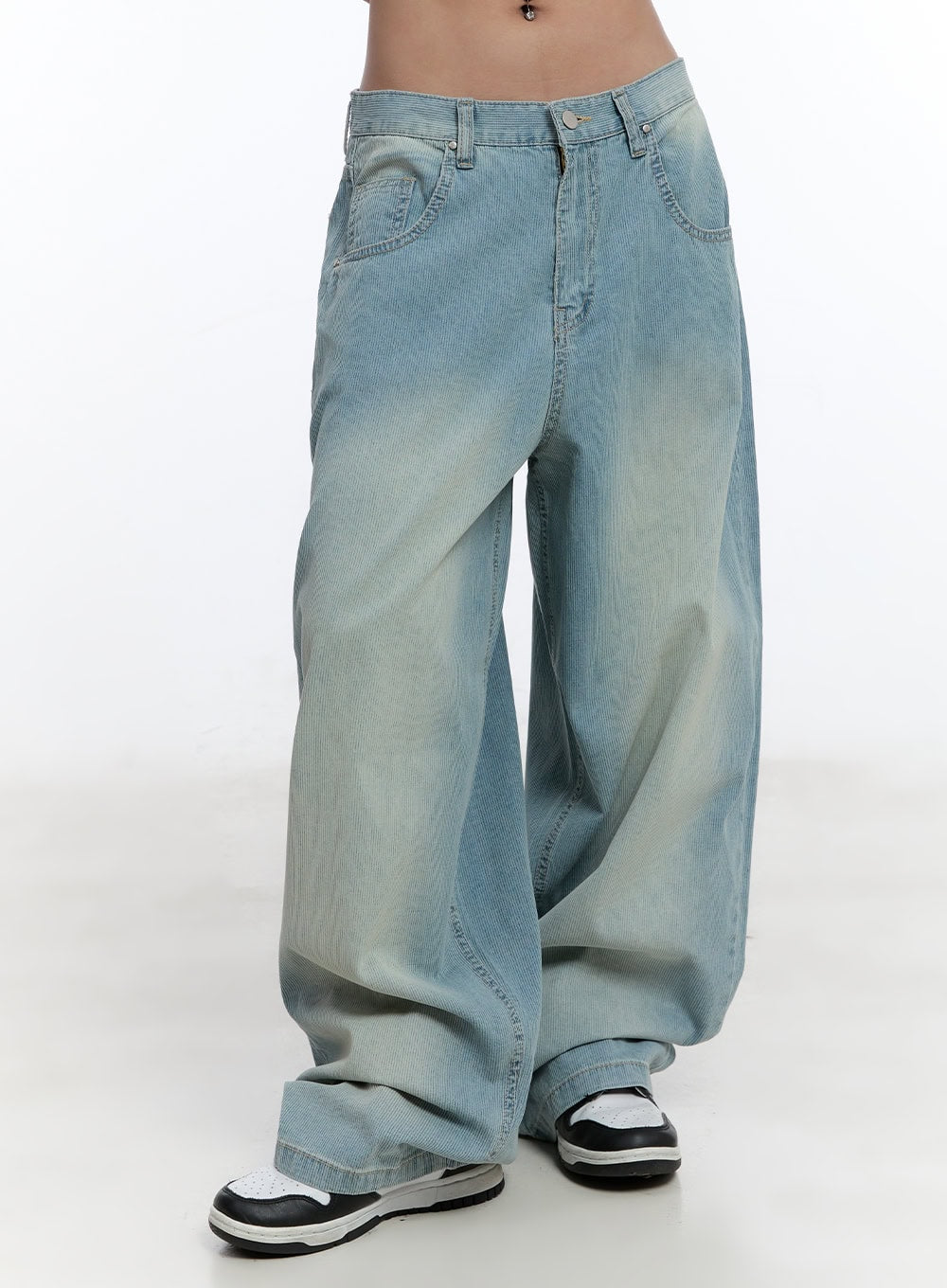 darci-washed-baggy-jeans-cu502 / Light blue
