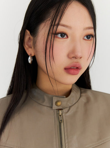 bold-earrings-in317 / Light gray