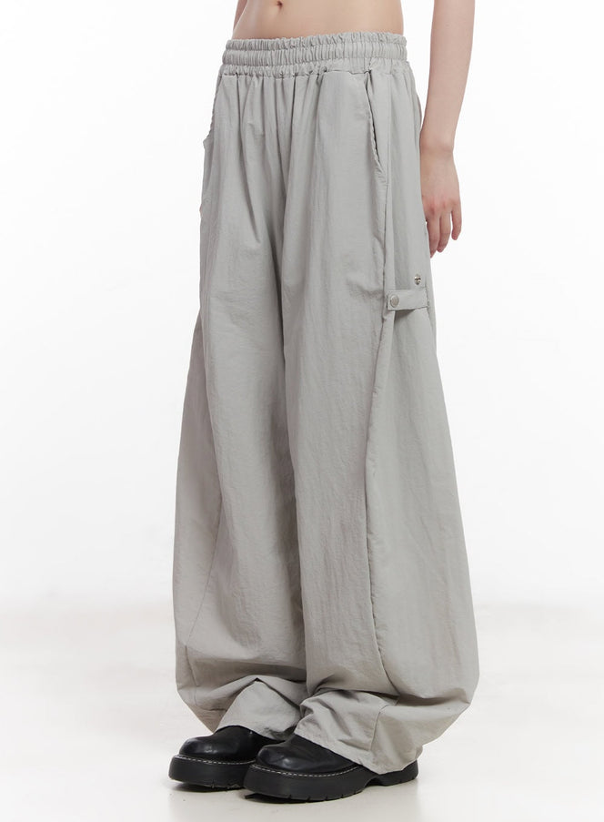 wide-fit-nylon-eyelet-pants-cu505 / Light gray