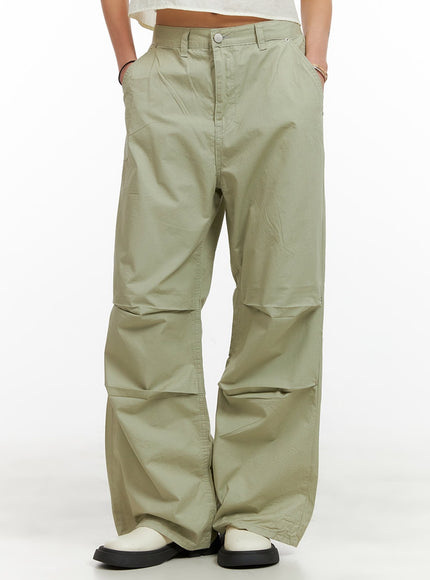 low-rise-pintuck-trousers-cy431 / Light green