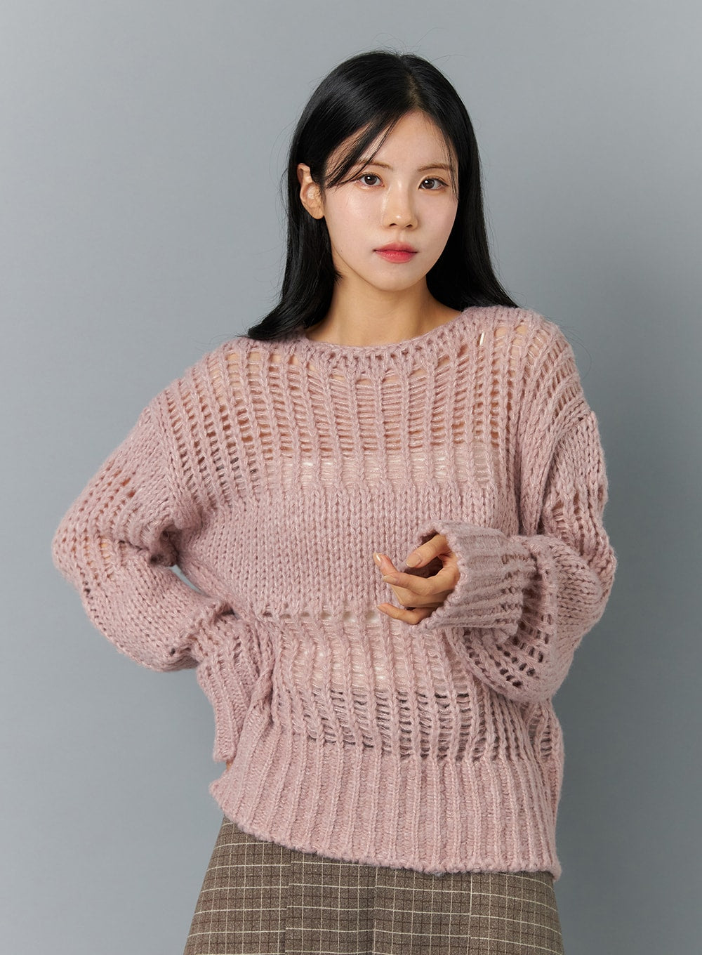 boat-neck-mesh-knit-sweater-on324 / Pink