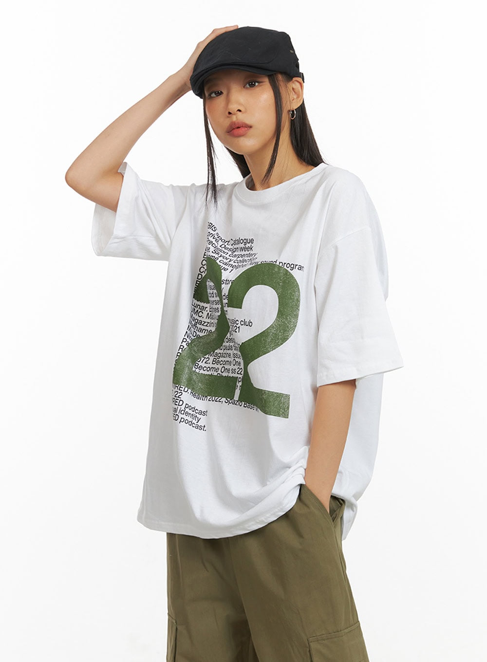 oversized-graphic-22-t-shirt-iy422 / White
