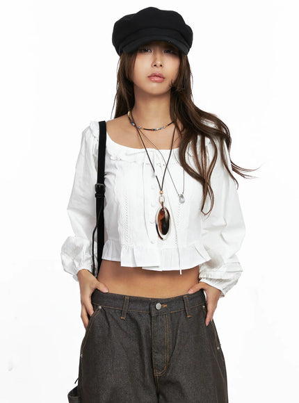 ruffled-long-sleeve-blouse-co513 / White