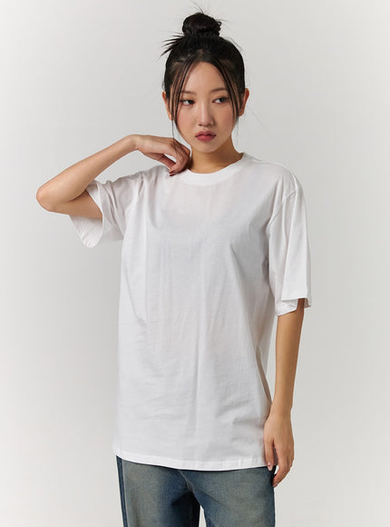 basic-standard-fit-short-sleeve-top-cd329 / White