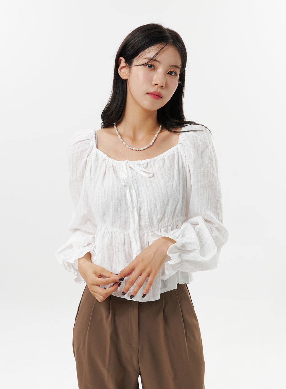 ruffled-square-neck-blouse-oo312 / White
