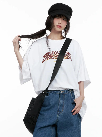 oversized-statement-graphic-t-shirt-il528 / White