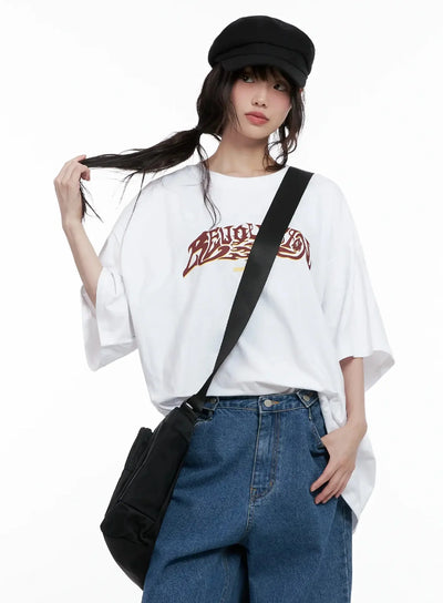 oversized-statement-graphic-t-shirt-il528 / White