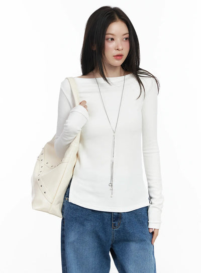 boat-neck-slit-side-long-sleeve-top-if524 / White