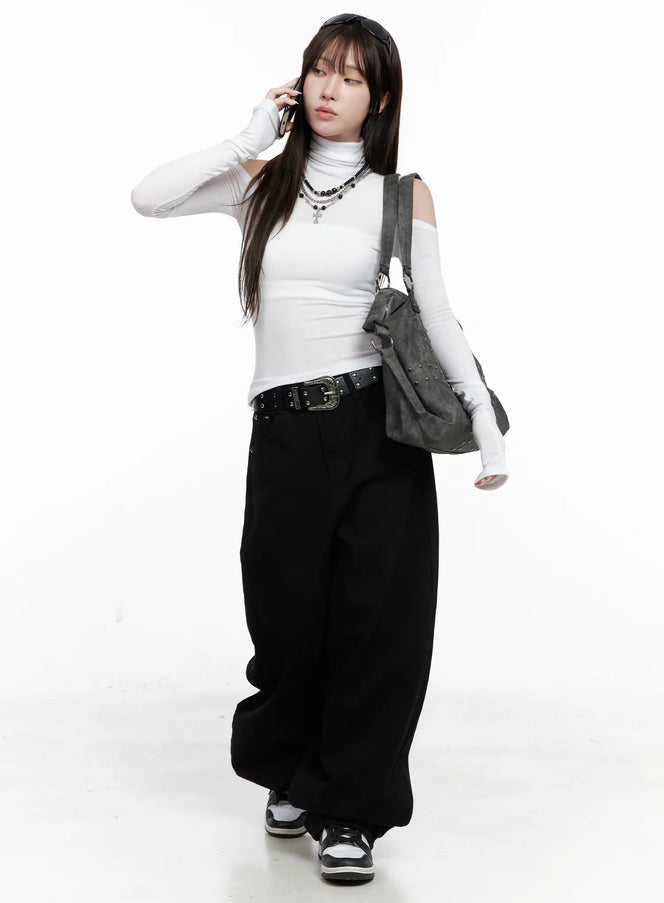 shoulder-cut-out-long-sleeve-top-co521 / White