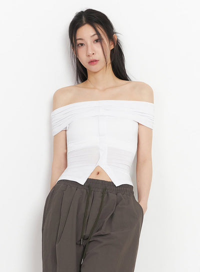 slit-off-shoulder-crop-top-iy529 / White