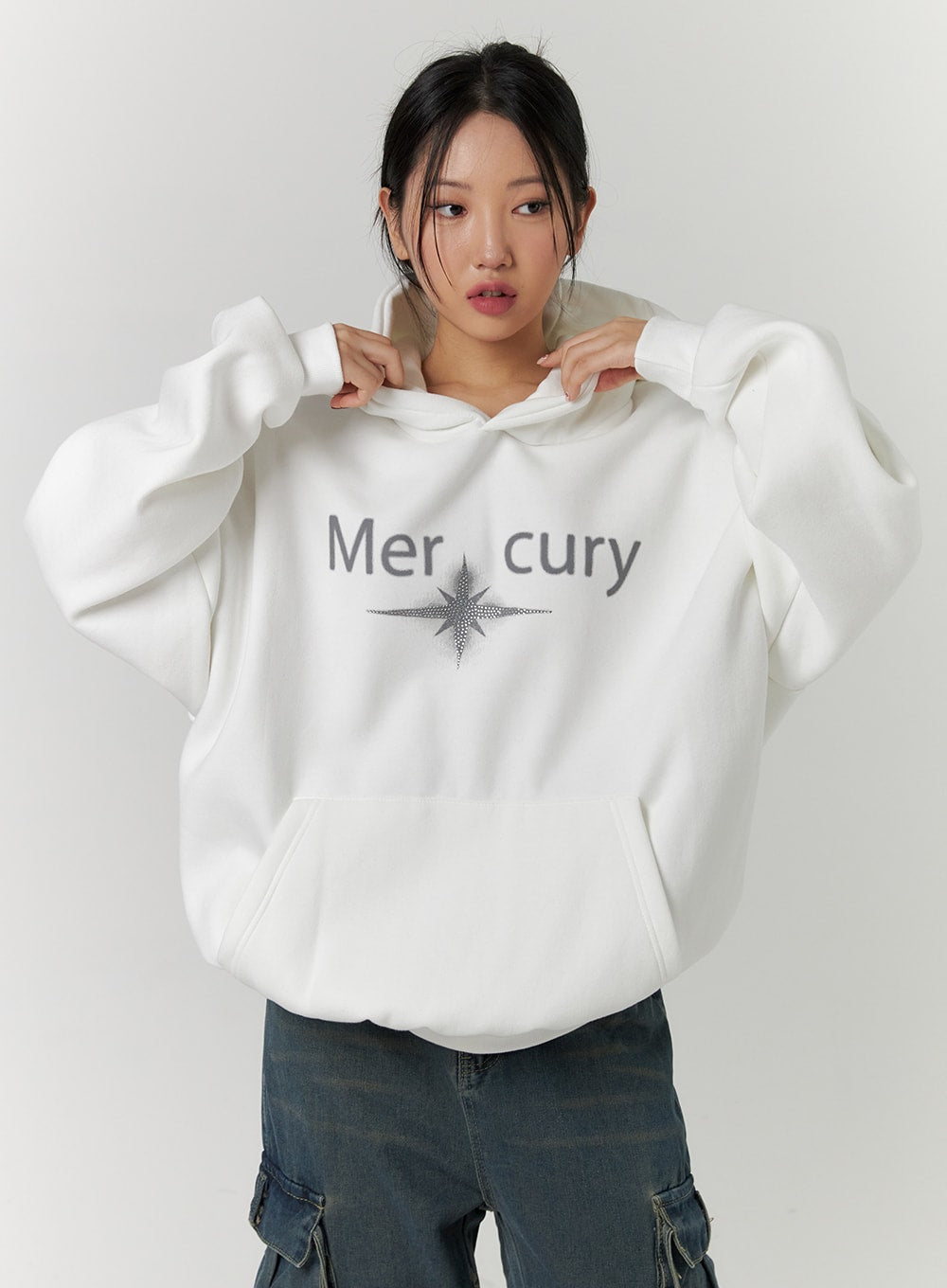 graphic-lettering-hooded-sweatshirt-cd312 / White