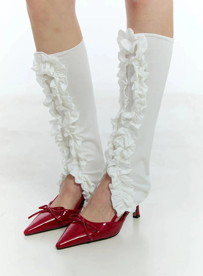 ruffle-legwarmers-iu524 / White