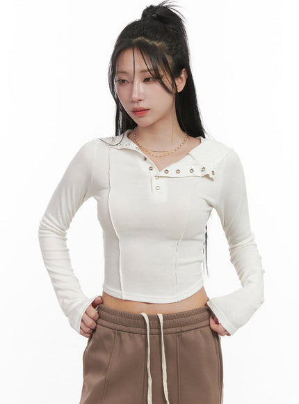 Long-Sleeve Hooded Buttoned Crop Top CJ516