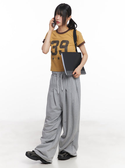 dual-tone-graphic-top-cy512 / Yellow