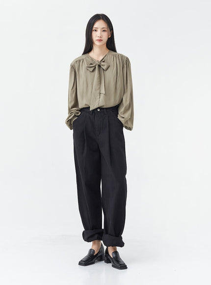 Pintuck Black Jeans OG18