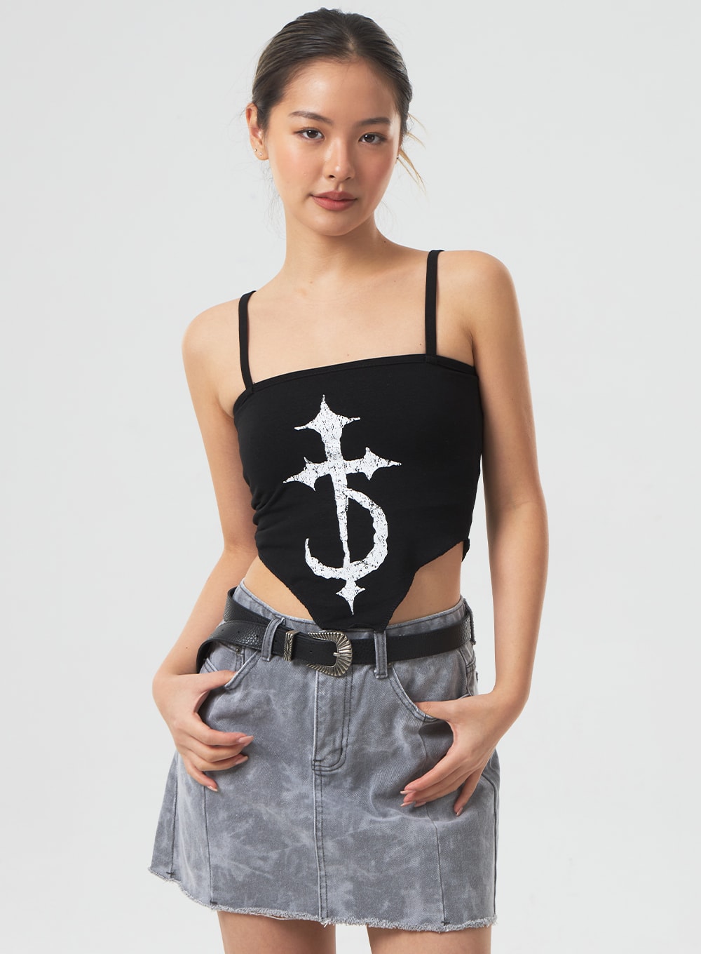 Thin Strap Graphic Top CM329