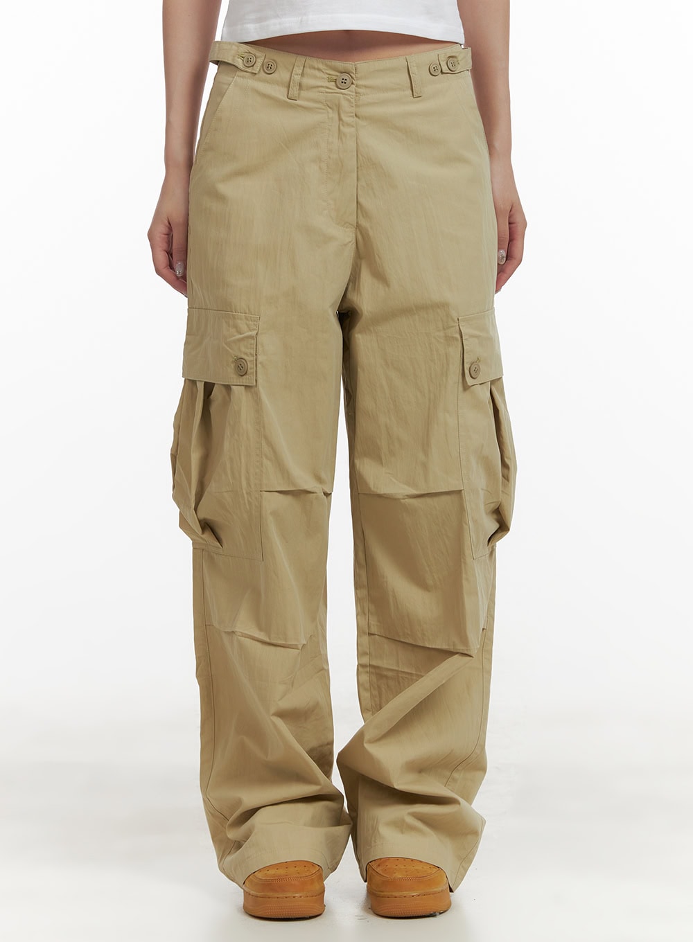 pintuck-buttoned-cargo-pants-cy403 / Beige