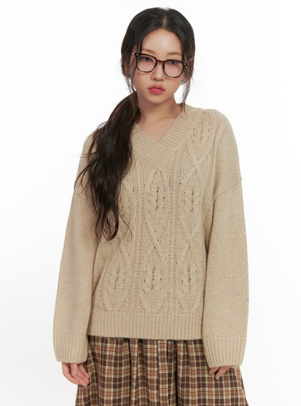 cableknit-v-neck-oversized-sweater-cn426 / Beige