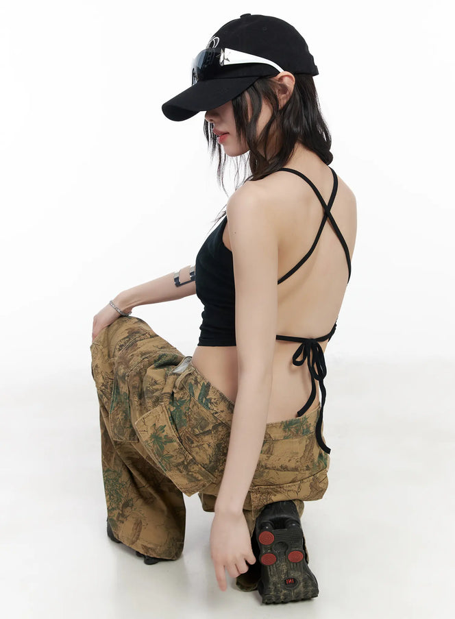 backless-cross-strap-sleeveless-top-cm526 / Black