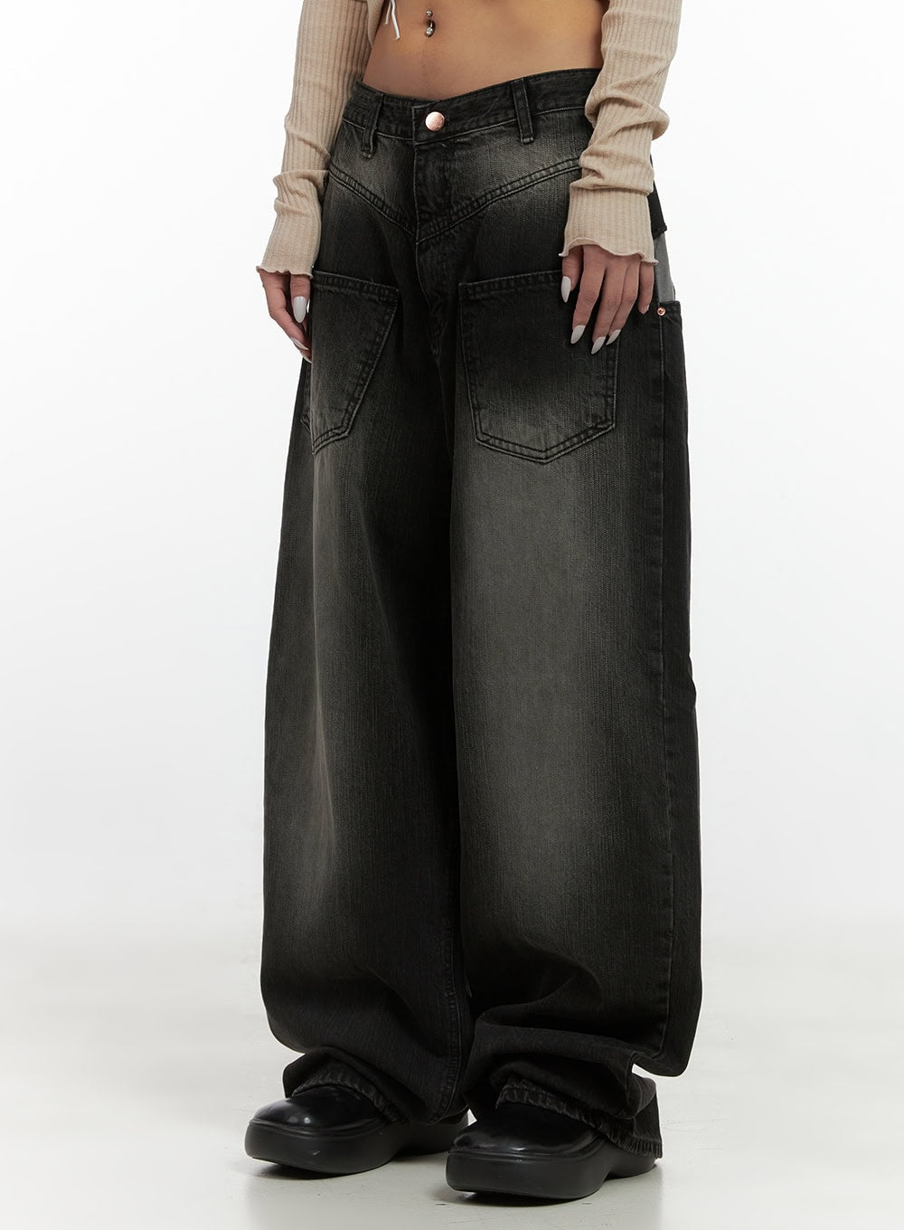 darla-oversized-pocketed-denim-jeans-cs425 / Black