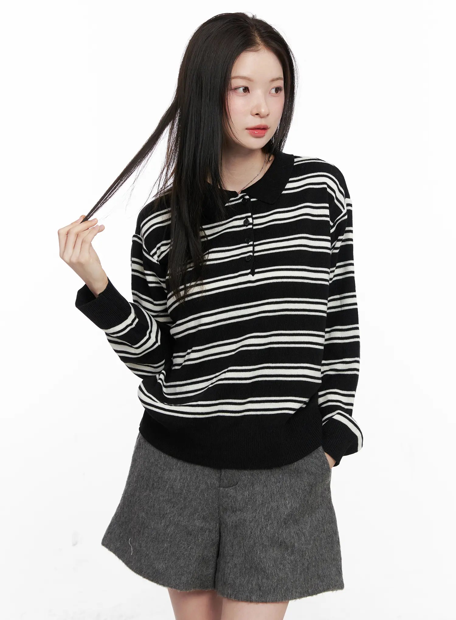 striped-henley-neck-knit-cn504 / Black