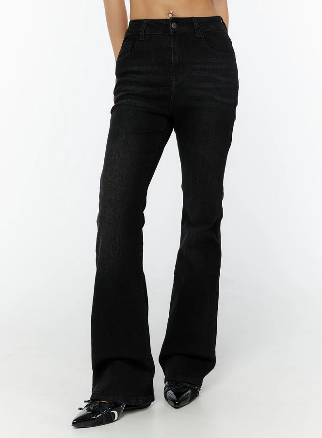 Alfie Hip-Pad Bootcut Jeans CY520 / Black