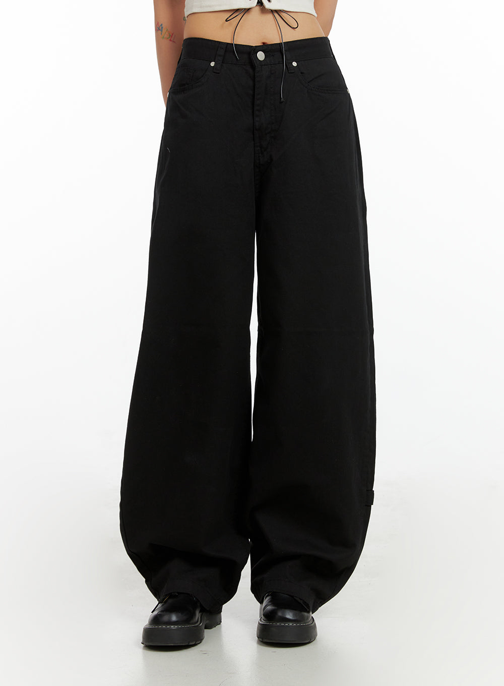 Solid Structured Baggy Pants CL415 - Acubi style | LEWKIN