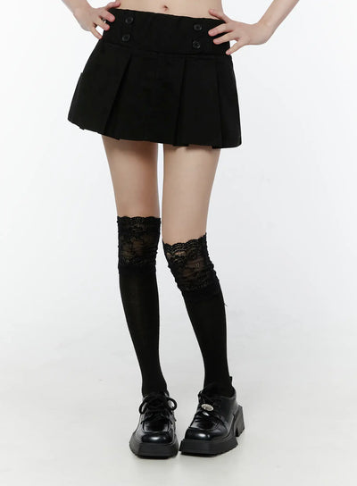 pleated-preppy-mini-skirt-cu505 / Black