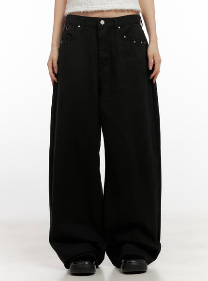 studded-comfy-wide-fit-pants-cn416 / Black