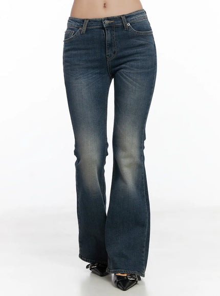 joshua-high-rise-bootcut-flared-jeans-cj515 / Blue
