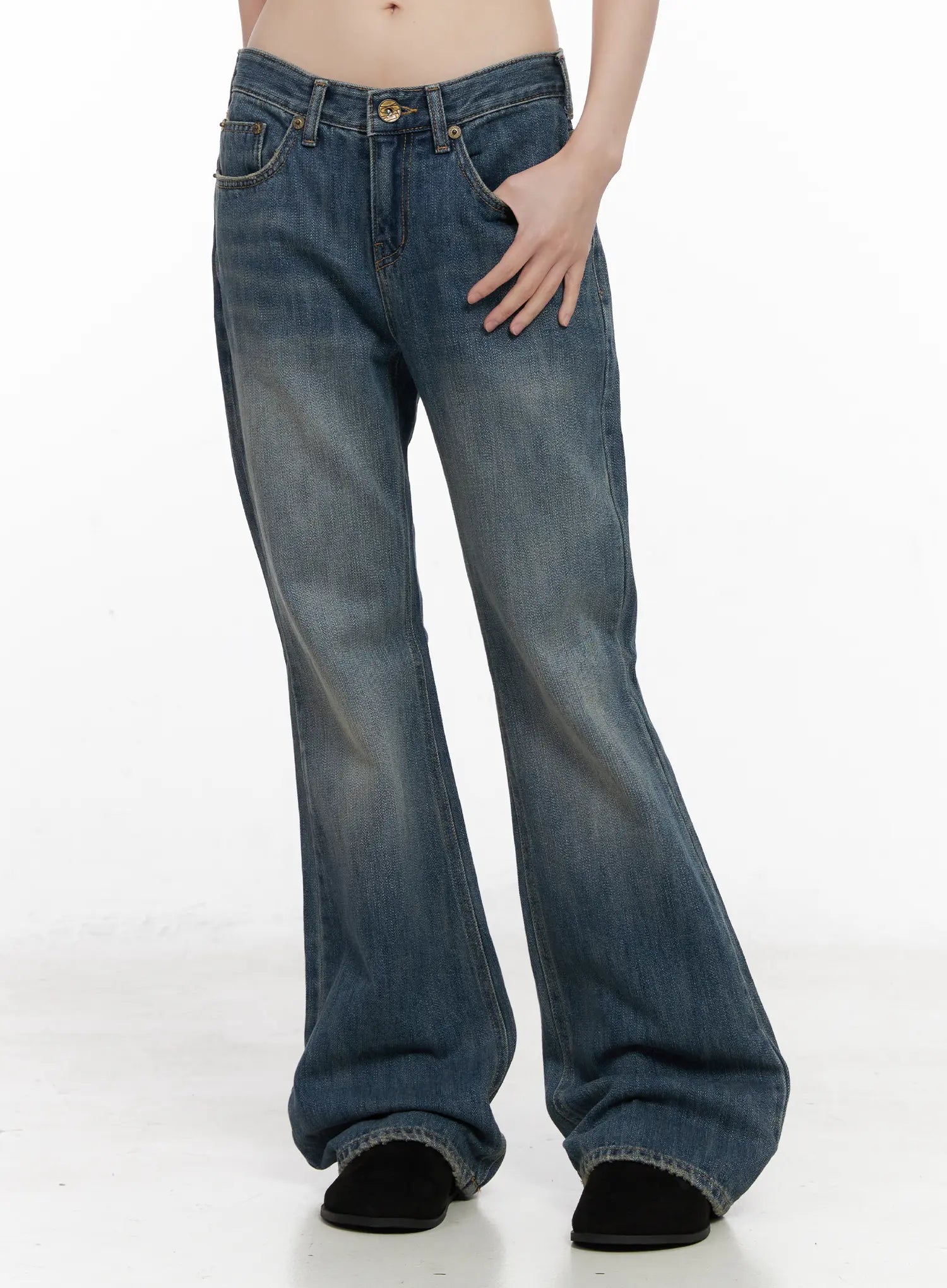 kendra-flared-jeans-cn510 / Blue