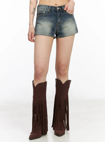 low-rise-vintage-wash-denim-shorts-cm517 / Blue