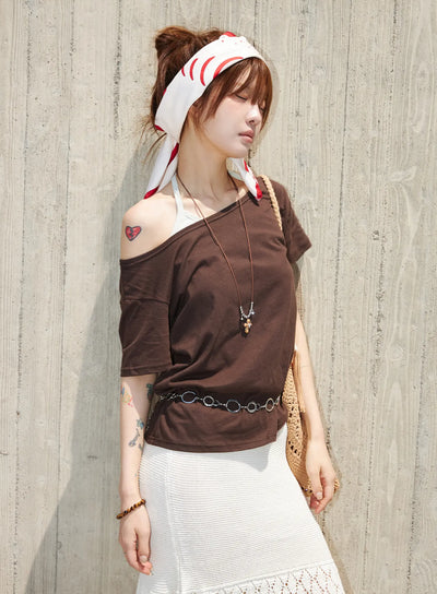 off-shoulder-boxy-tee-cy527 / Dark brown