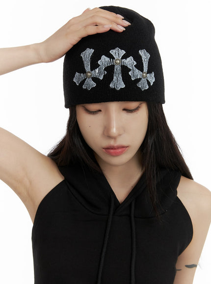 dark-grunge-stud-graphic-beanie-cf428