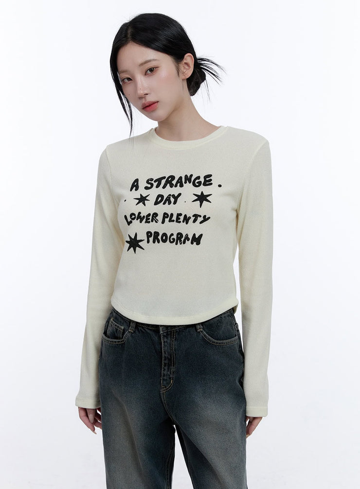 simple-lettering-long-sleeve-top-cd416 / Light beige