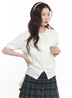 knit-buttoned-short-sleeve-cardigan-cy515 / Light beige