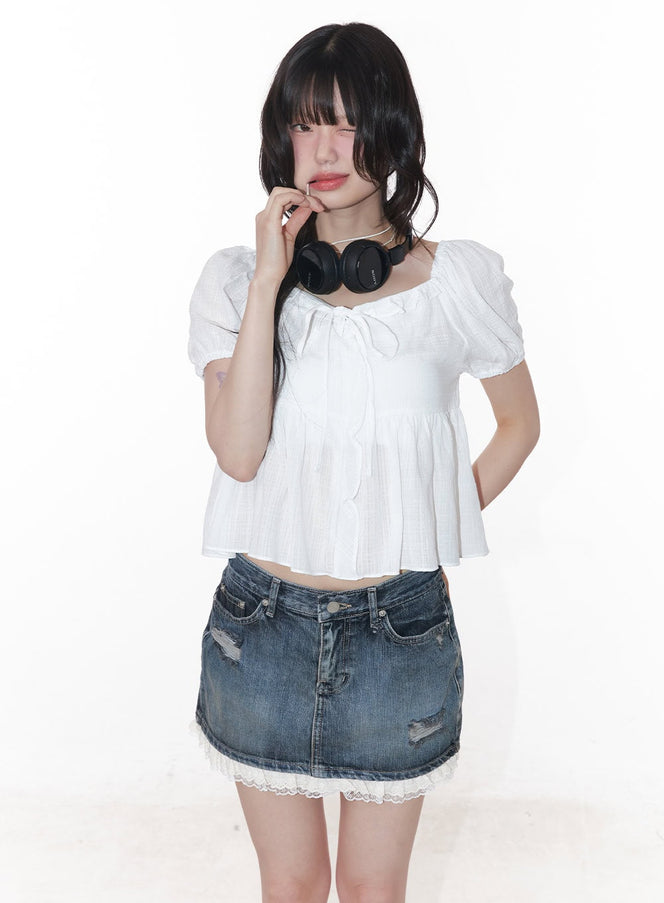 puffed-short-sleeve-blouse-cy521 / Light beige