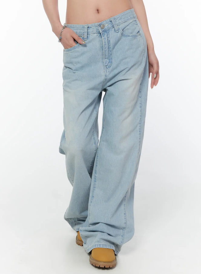 dais-relaxed-high-waist-jeans-cy515 / Light blue